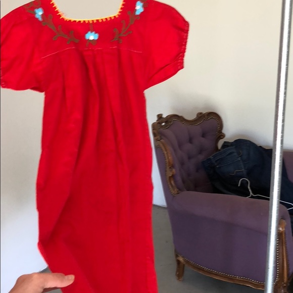 Girls red embroidered dress - Picture 2 of 3